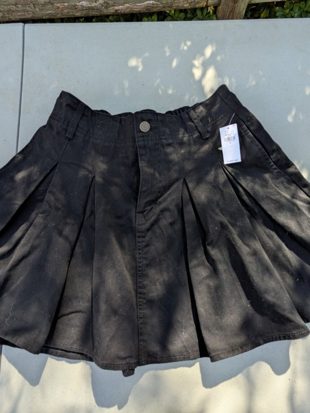 old navy black skirt